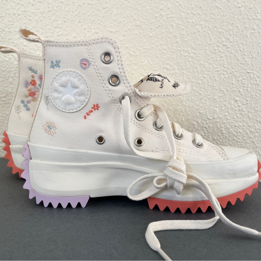 New Converse Kids Run Star Hike Hi Embroidered Floral Mens Sz 3 Womens Sz 4.5